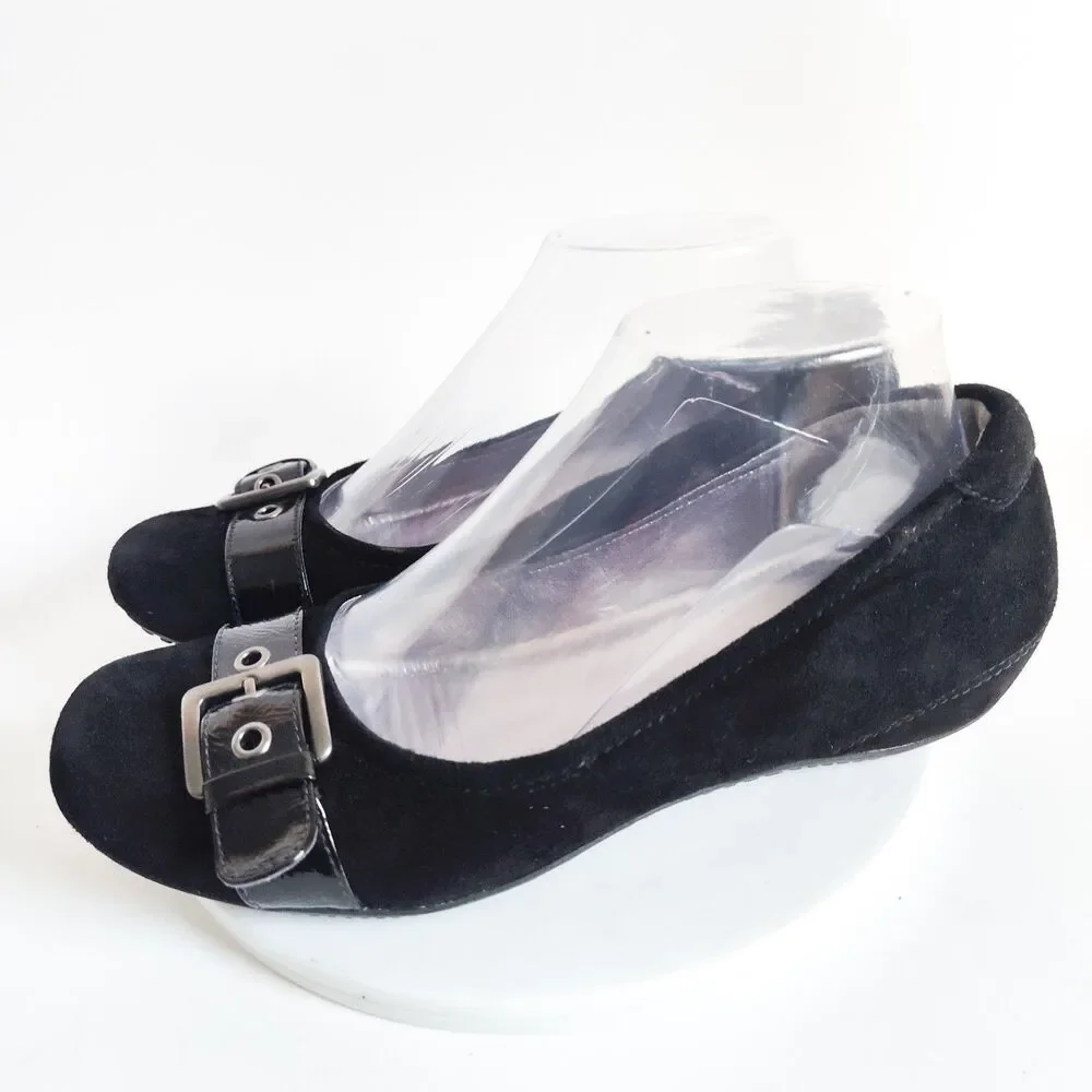 Ecco Flats Size 6 - 6.5 / 37 Suede Patent Leather Belt Buckle Black Comfort Shoe